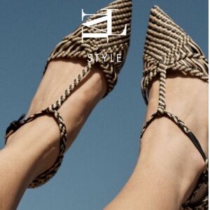 ULLA JOHNSON DARIA FLATS |
BLACK/TAN | Women's